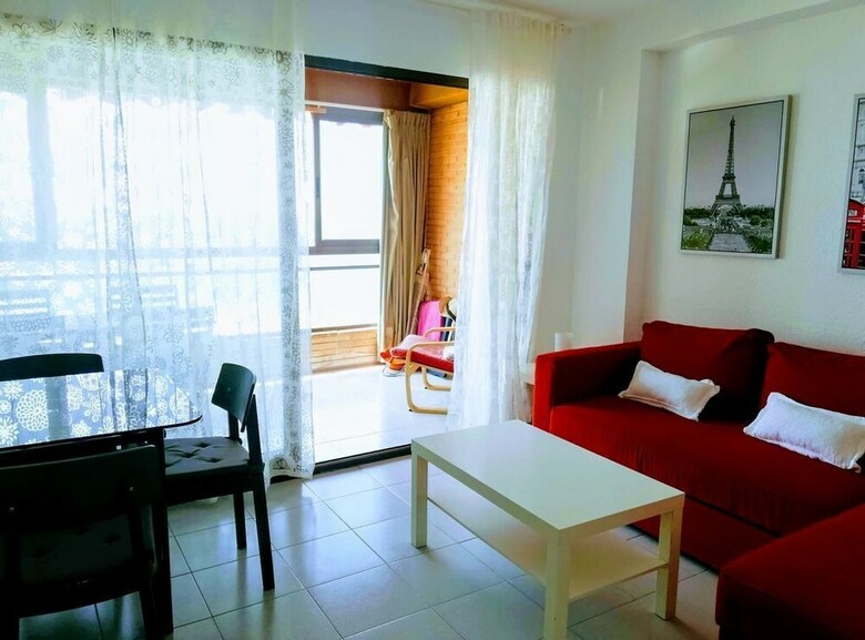 Apartamentos Seafront Poniente Beach Blueline