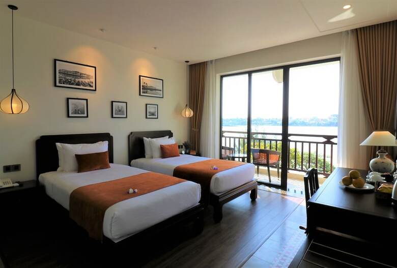 Hotel Roxana River Villa