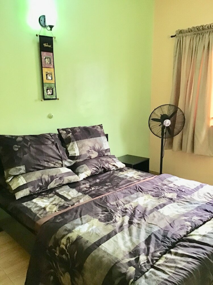Gees Shortlets Apartments