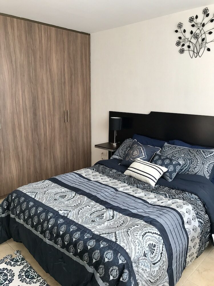 Hermosa Casa Lomas de Angelopolis