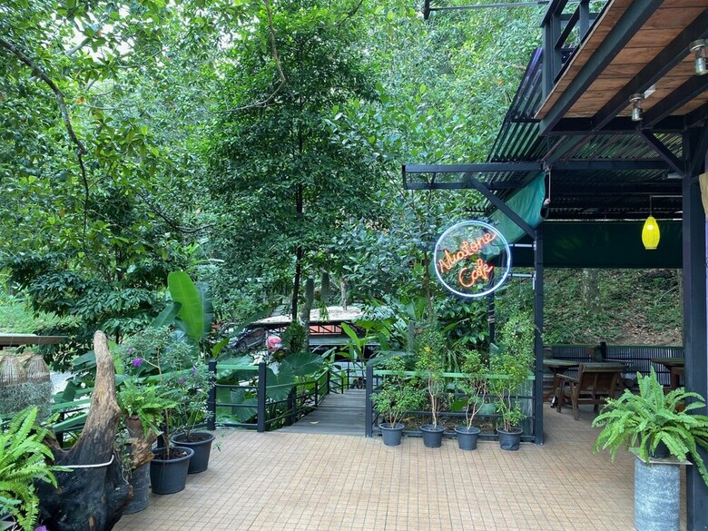 Hotel Nua Tone Resort & Cafe