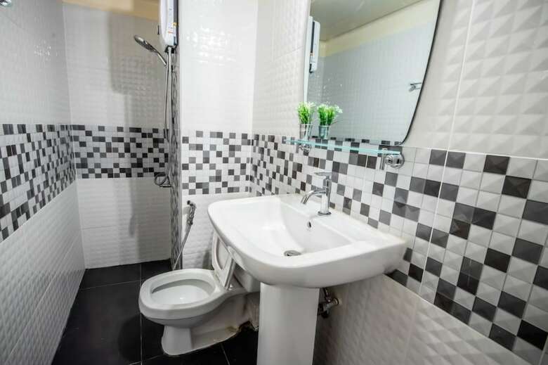 Hotel Bangkok Impact Popular Comdominium
