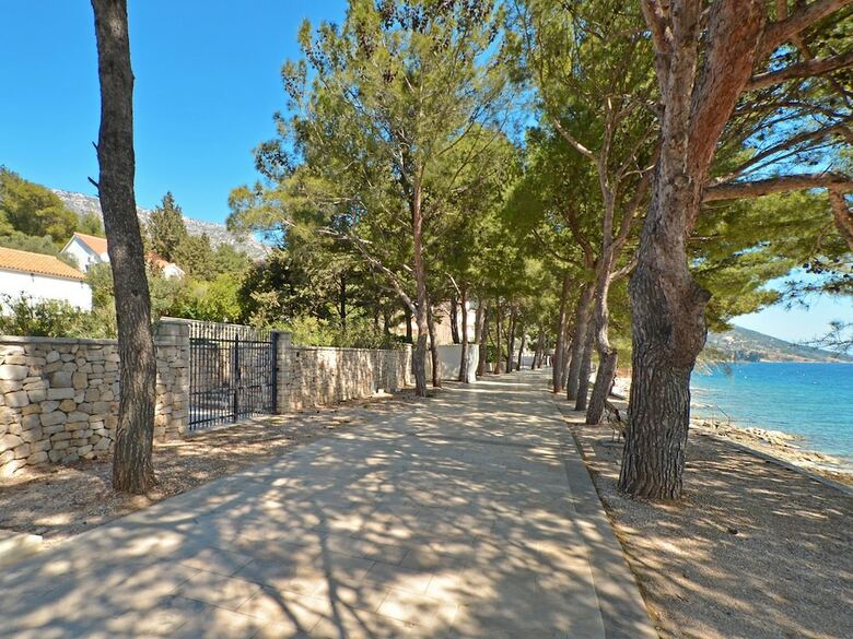 Apartments Newway Bol