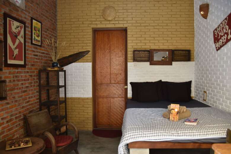 Hotel The Happy Bird B&B