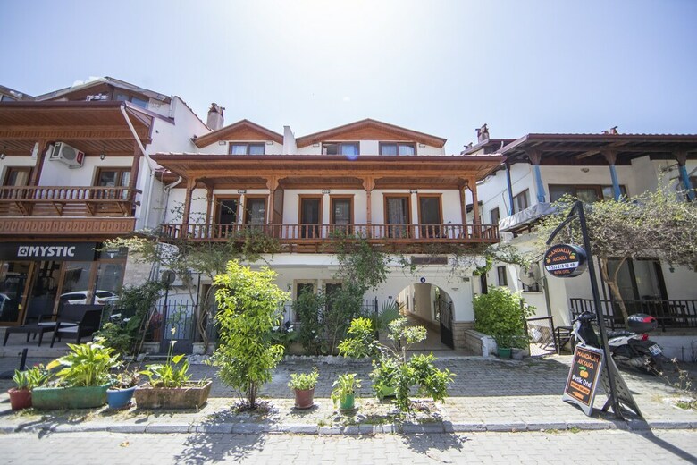 Mandalin Akyaka Hotel