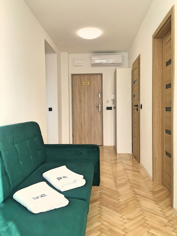 Bob Apartments