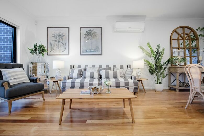 Aujoy 3 Bed Townhouse Burwood 3