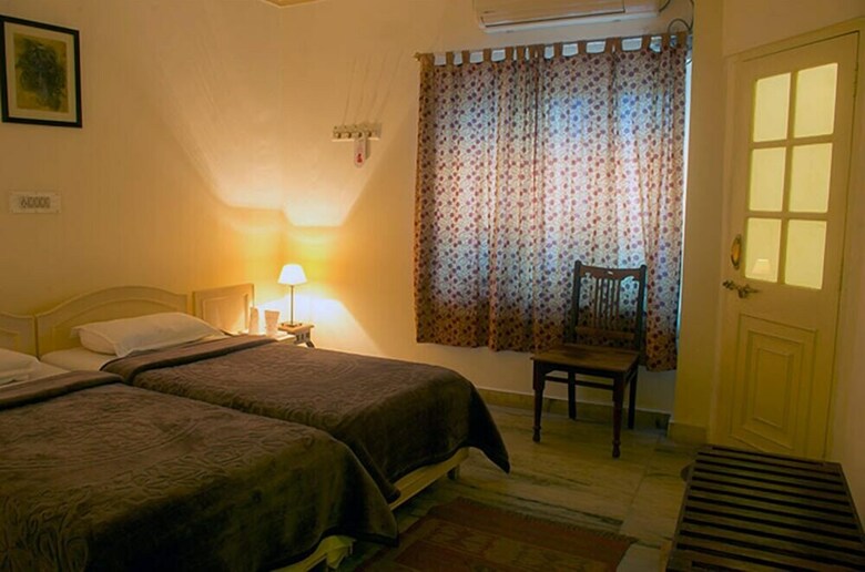 Hotel Pratap Bhawan