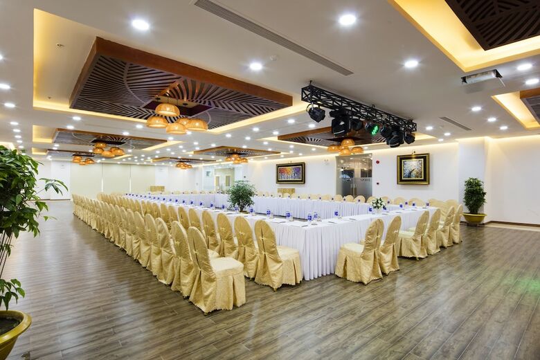 Isena Nha Trang Hotel