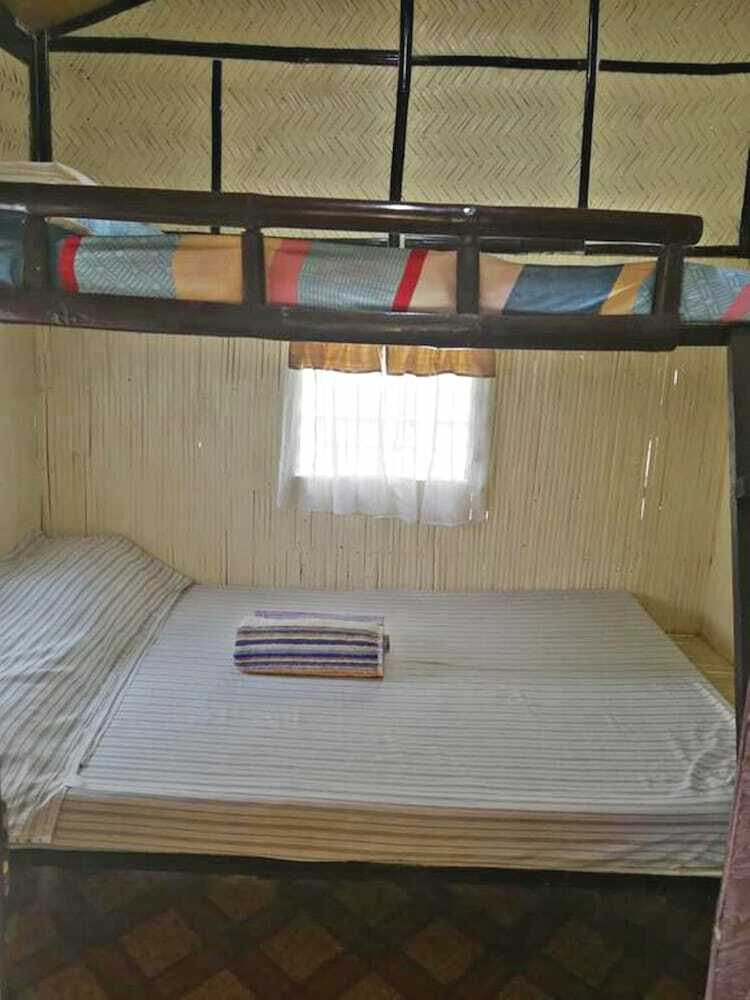 Hotel Hidaway