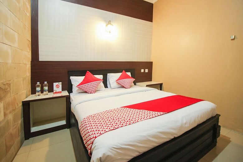 Oyo 820 Abad Baru Hotel