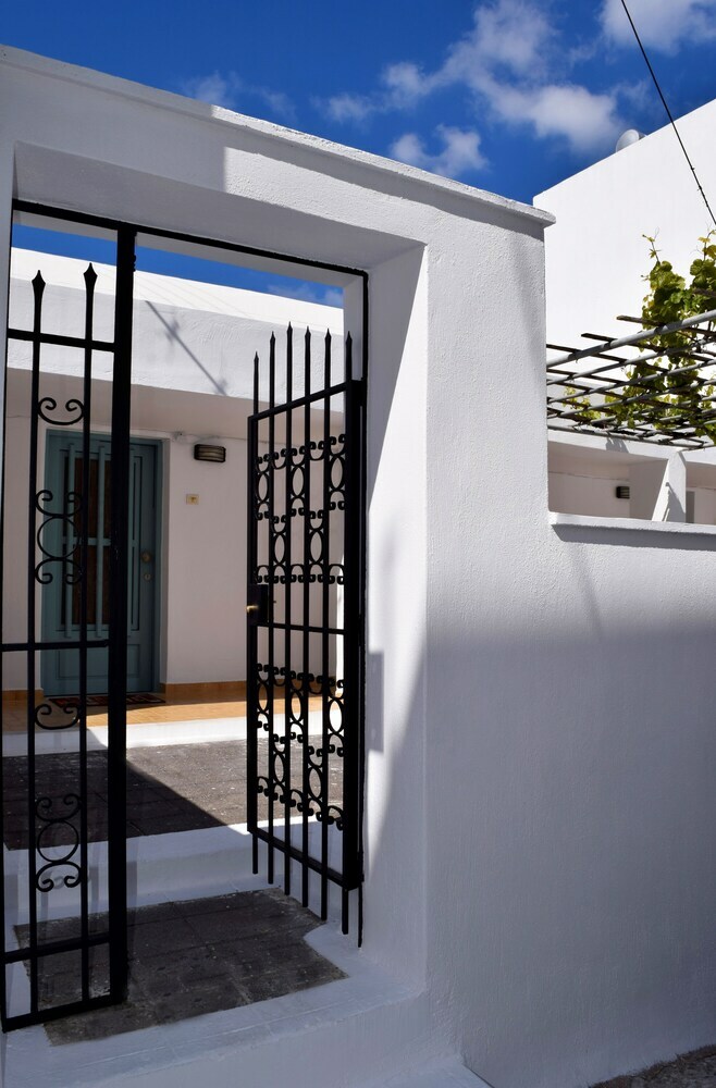 Apartamentos Authentic Santorinian Home Experience