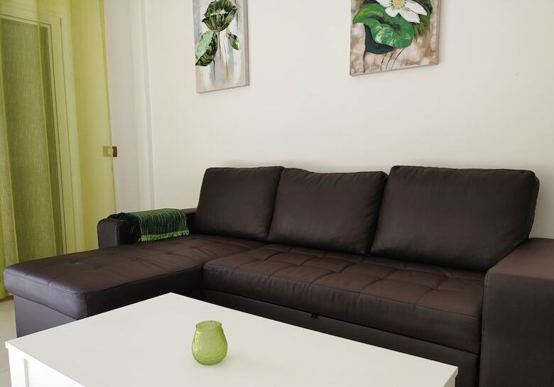 Green Apartment In Don Jose
