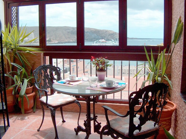 Sun And Terrace Apartment