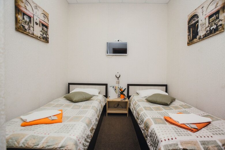 Romar Hotel