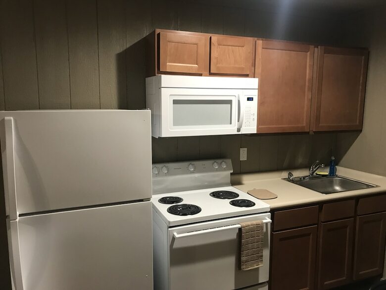 Cabana Railhead Rentals