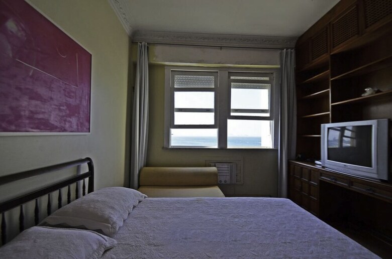 Apartamentos Linerio Praia de Copacabana 505