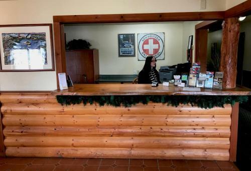 Hotel Guesthouse Lodge - Sandpoint