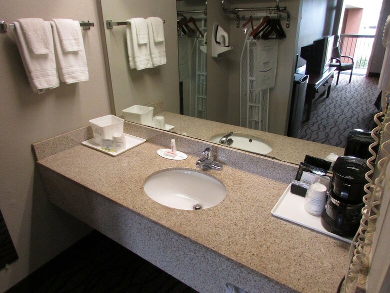 Hotel Days Inn And Suites Fort Valley