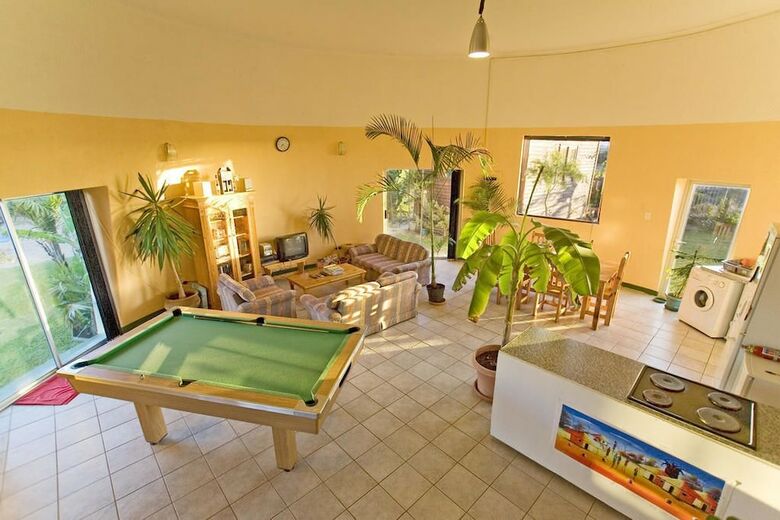 Hotel Cape Oasis Guesthouse