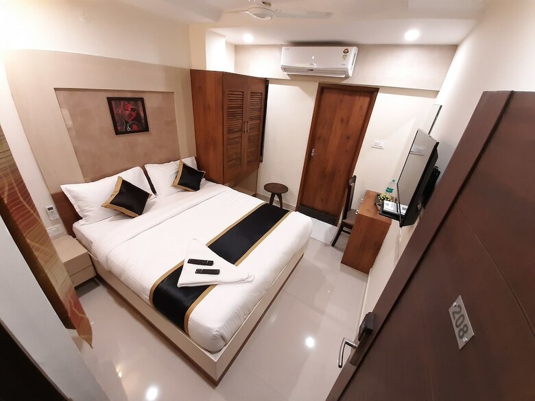 Hotel Liza Regency