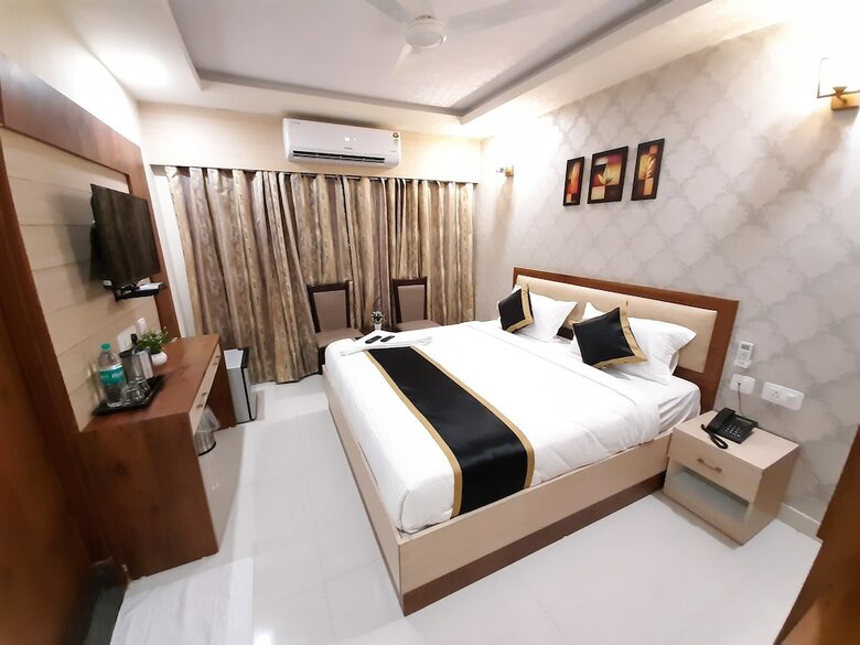 Hotel Liza Regency