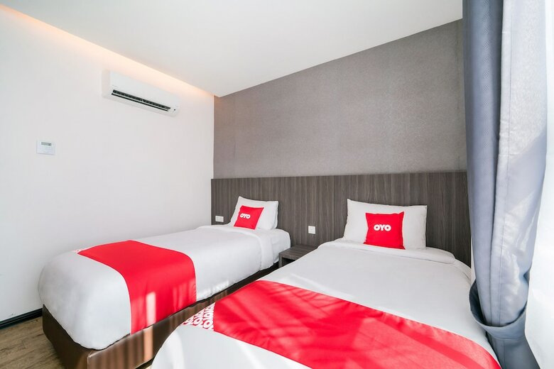 Oyo 89386 Stay 365 Hotel
