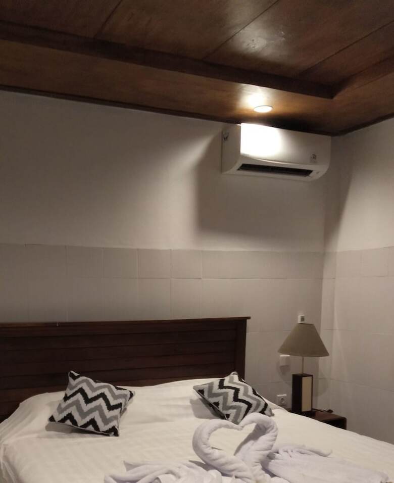 Hotel Genta Villa Ceningan