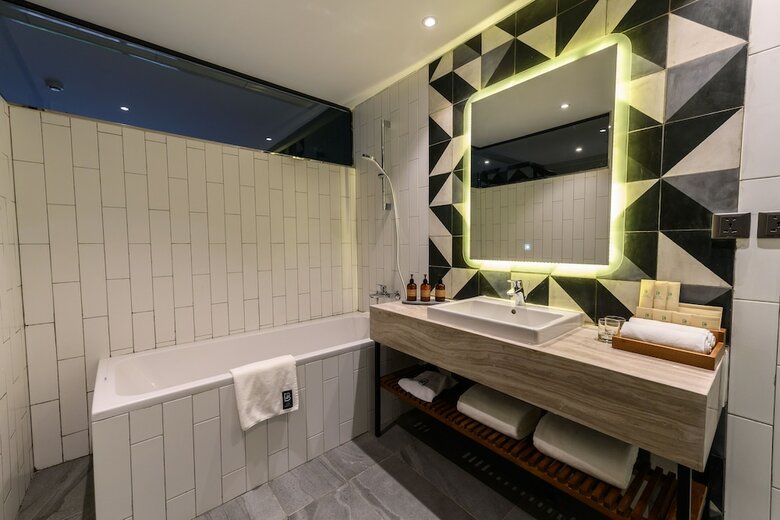 Baitong Hotel & Resort