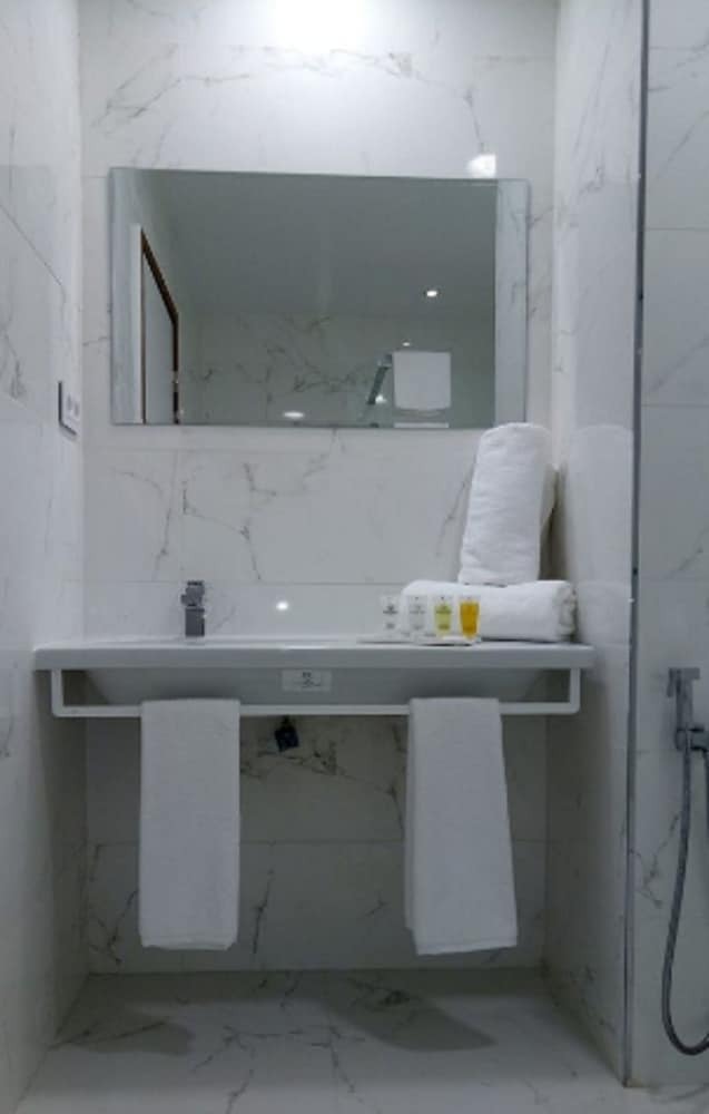 Hotel H�tel Vendome Khaled
