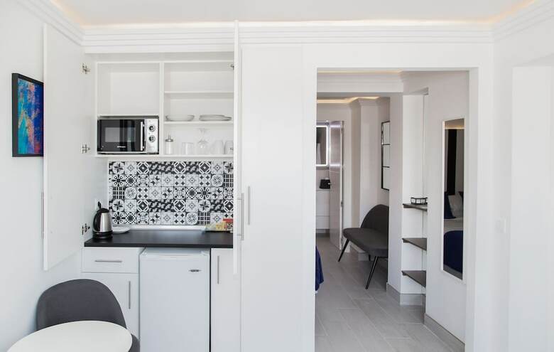 Pension Seven Golden Mile