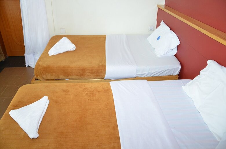Hostal Ssese Islands Beach Hotel - Hostel