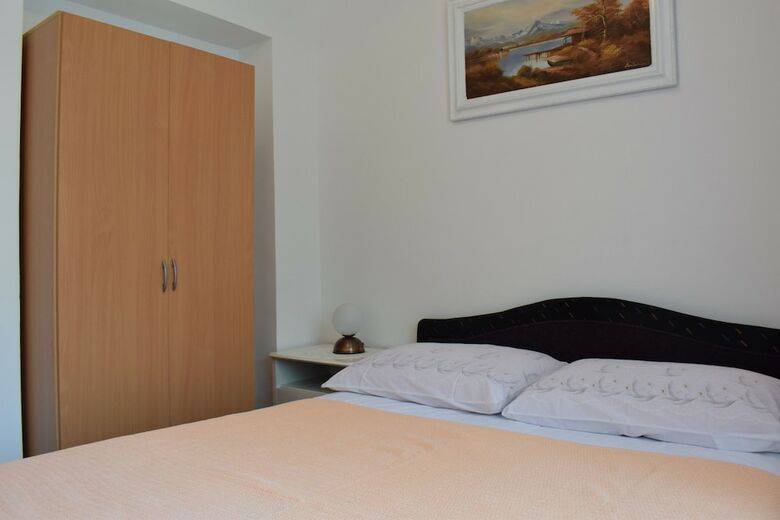 Apartments Kralj