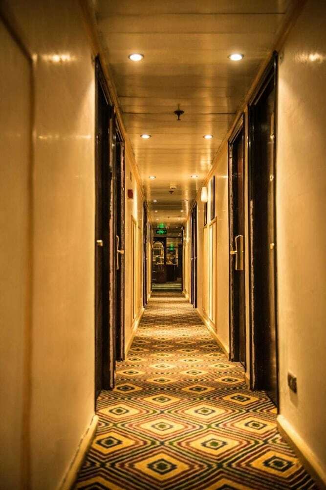 Hotel Nile Saray
