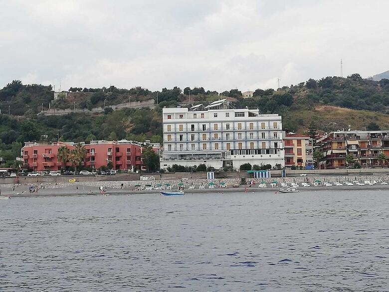 Hotel Kennedy