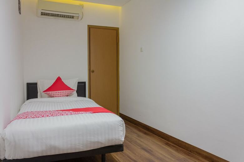 Hotel Oyo 366 Thamadhiro Residence