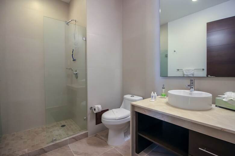 Family 2 Br Condo With Terrace Within Golf Course