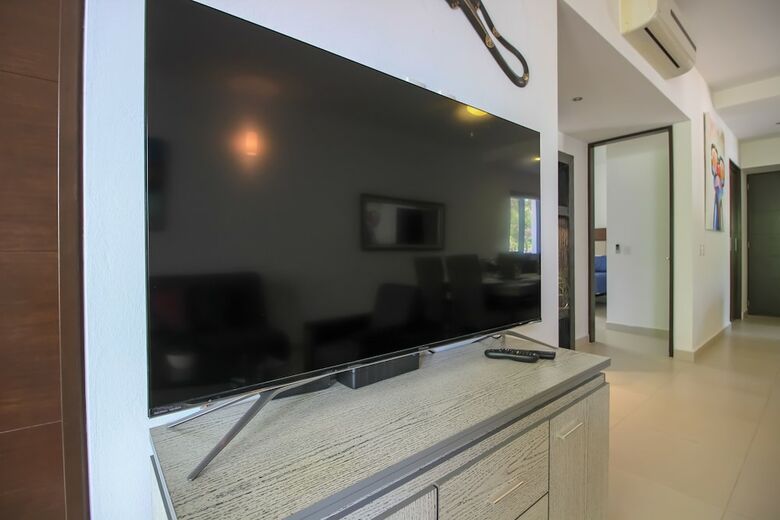 Family 2 Br Condo With Terrace Within Golf Course
