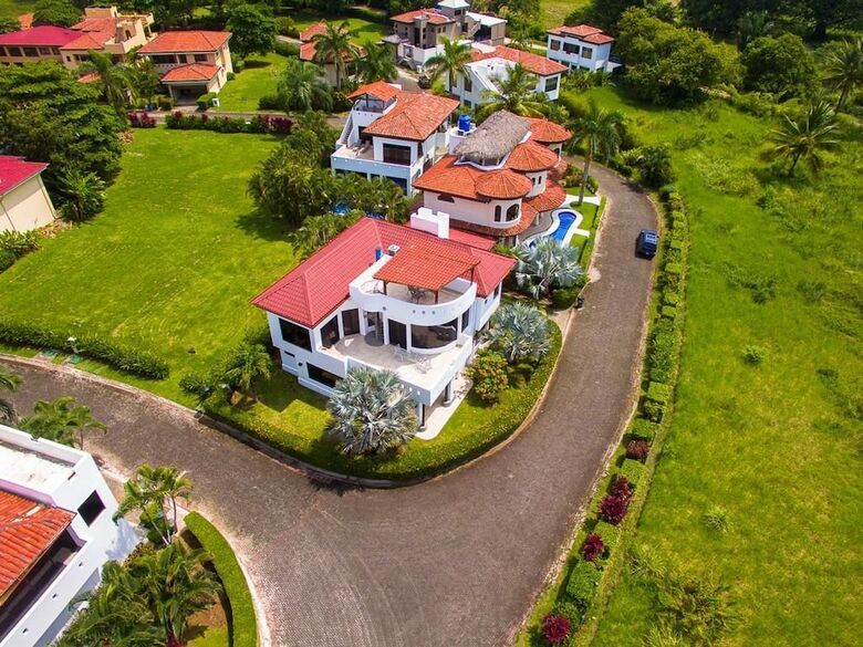 Villa Cachou