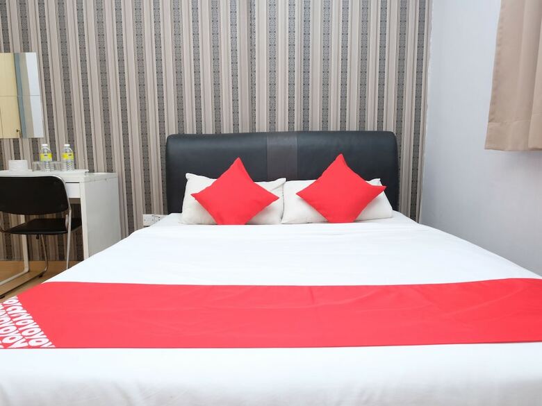 Oyo 1031 Aj Suite Hotel