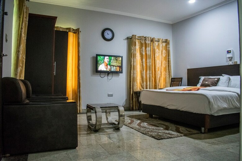 Hotel Kemas Suites