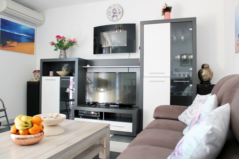 Holiday Sea View Apartment