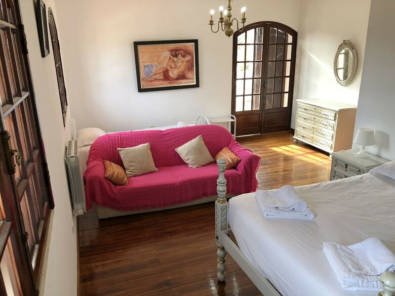 Aroeira?s Paradise Villa With Pool