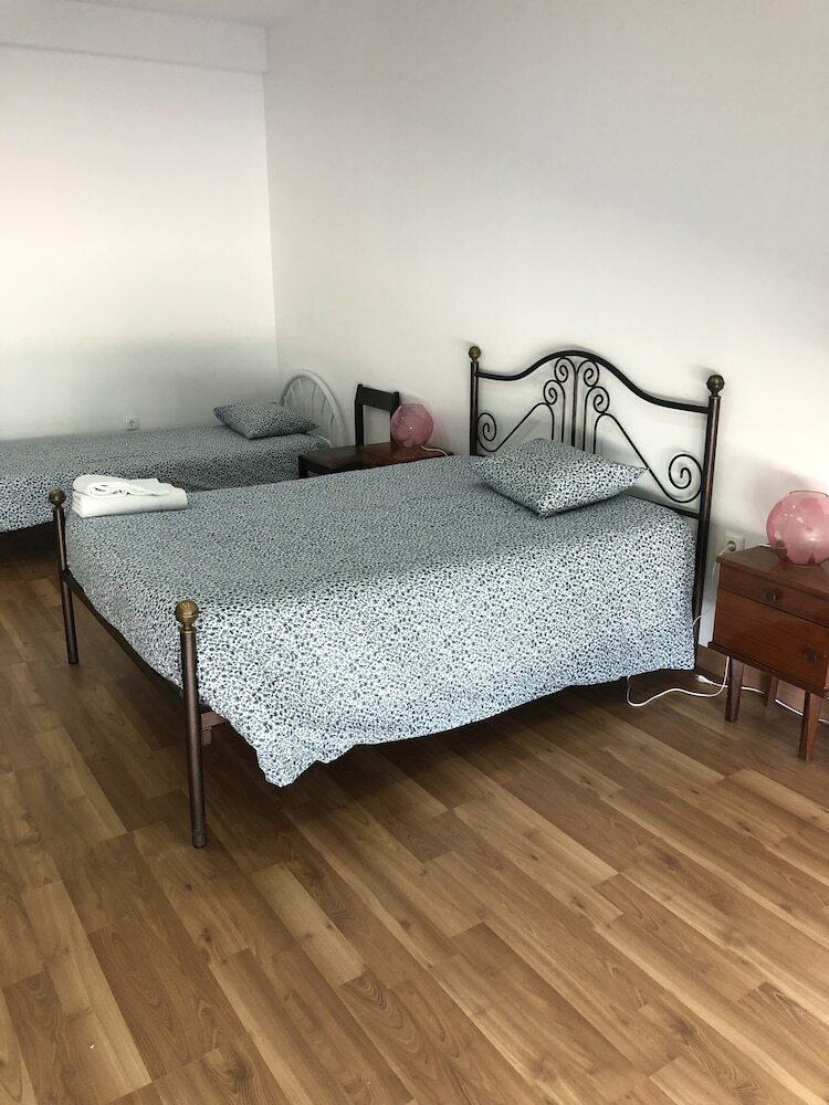 Aroeira?s Paradise Villa With Pool