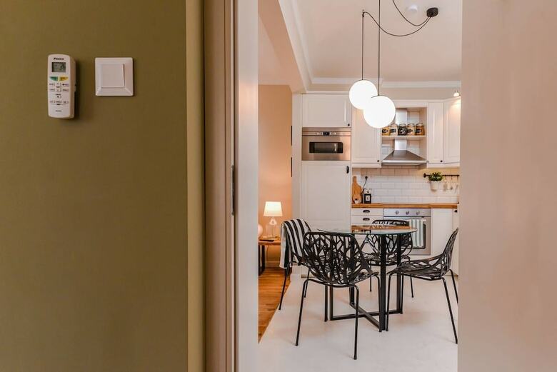 Fm Luxury 2-bdr Apartment - Ccoellie