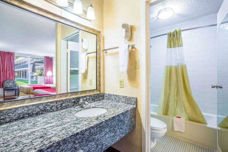 Motel Econo Lodge Cave City