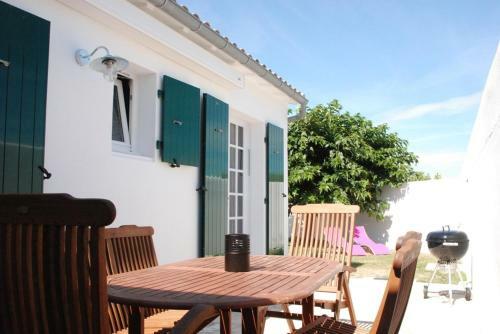 Apartments And Villas - Saint Clement Des Baleines