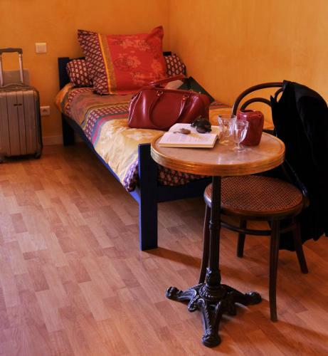Hostal La Ferme Aux Abeilles