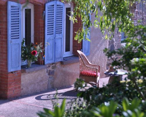 Hostal La Ferme Aux Abeilles