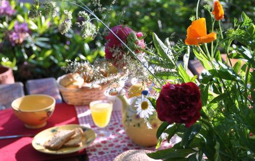 Hostal La Ferme Aux Abeilles